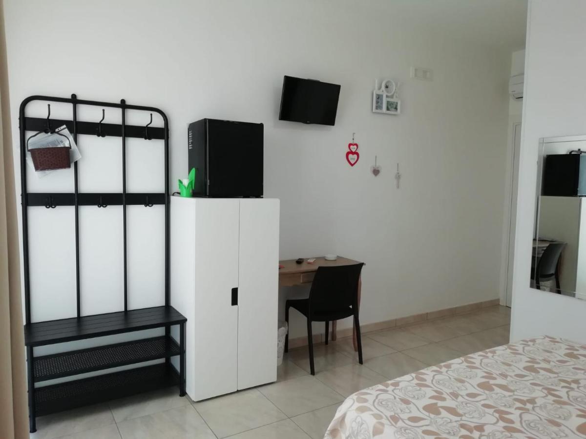 La Trinacria Di Capo Passero Portopalo Di Capo Passero Ngoại thất bức ảnh
