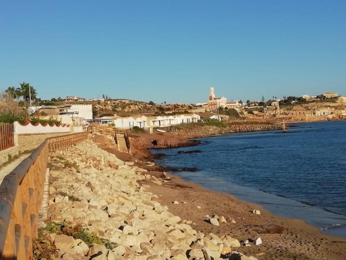 La Trinacria Di Capo Passero Portopalo Di Capo Passero Ngoại thất bức ảnh
