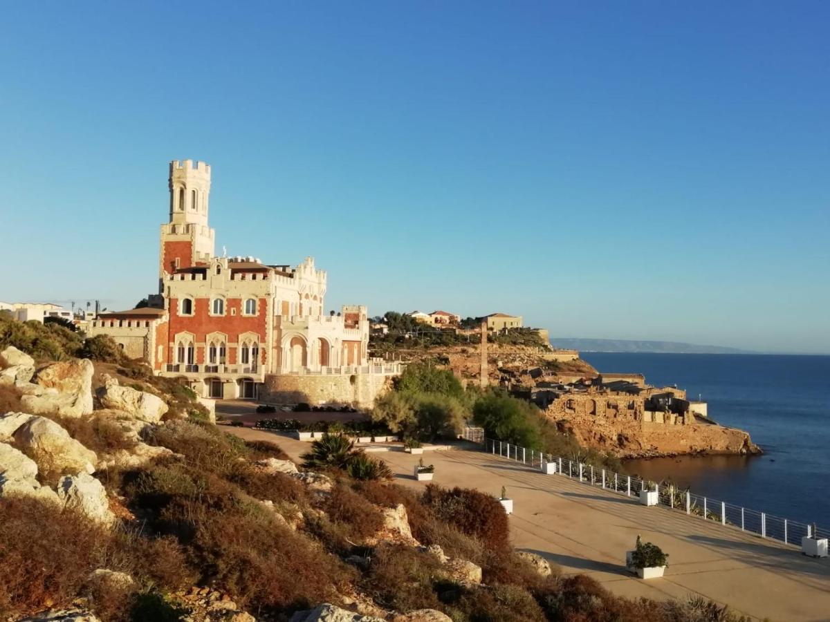 La Trinacria Di Capo Passero Portopalo Di Capo Passero Ngoại thất bức ảnh